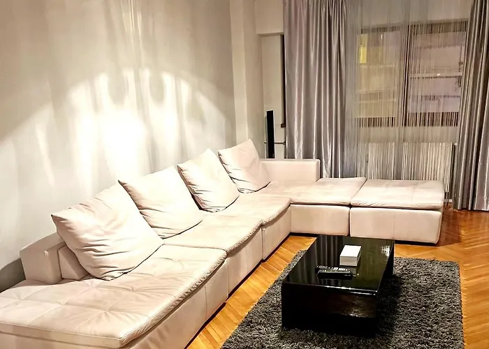 Apartment Romana 100 Sqm Deluxe Apartament Bucharest